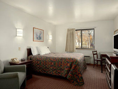 Days Inn By Wyndham Stoughton Wi. Eksteriør bilde